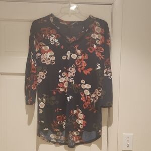 Lildy Floral V-Neck 3/4 Sleeve Floral Women's Top - Navy Size L